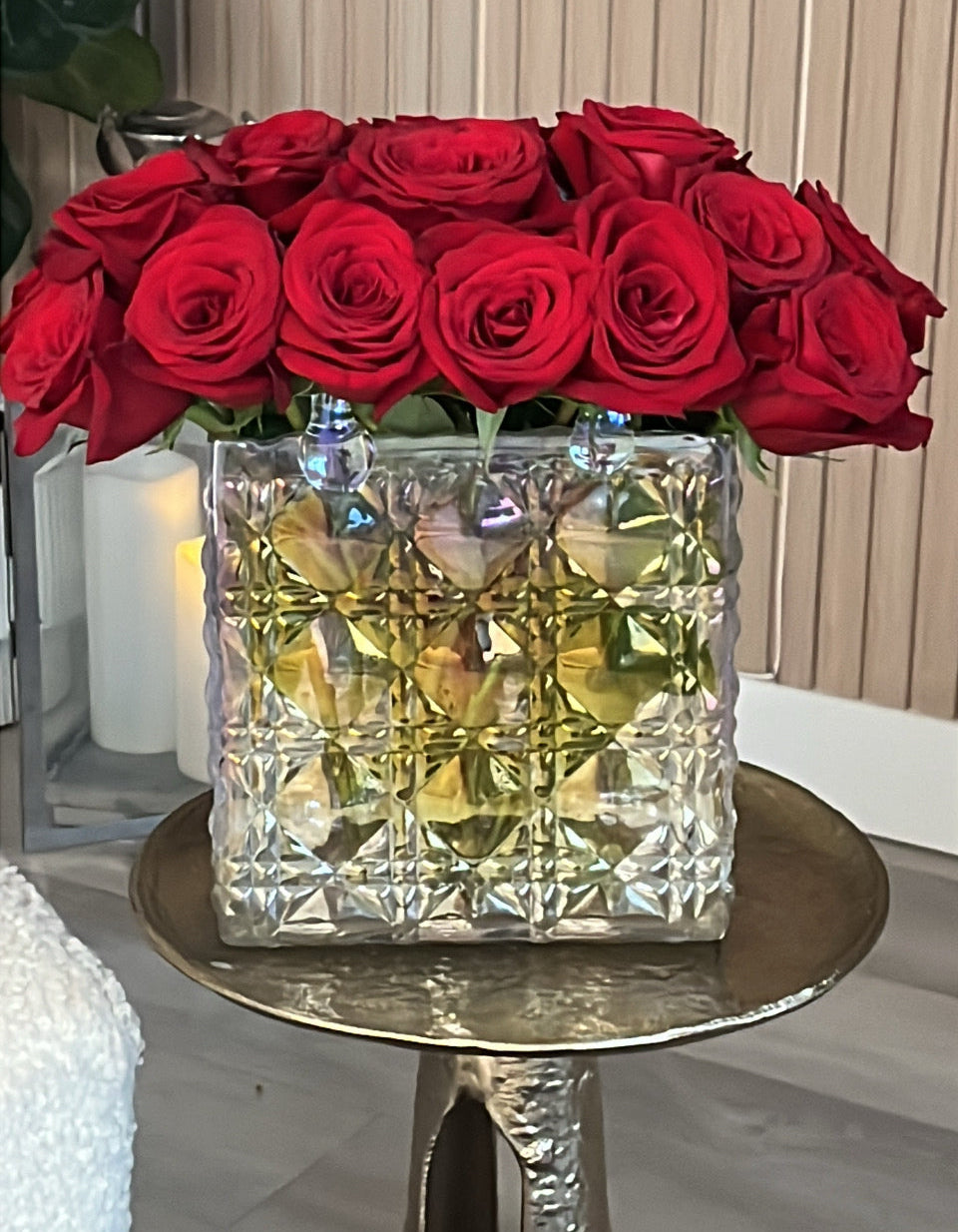Deep Red Elegance – Roses Collection